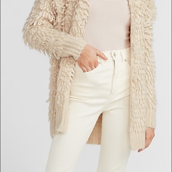 HOST PICK! ๐ฅณ๐๐ฅณ Express Super Cute & Cozy Faux Fur Cardigan SZ M Oatmeal - Picture 3 of 4